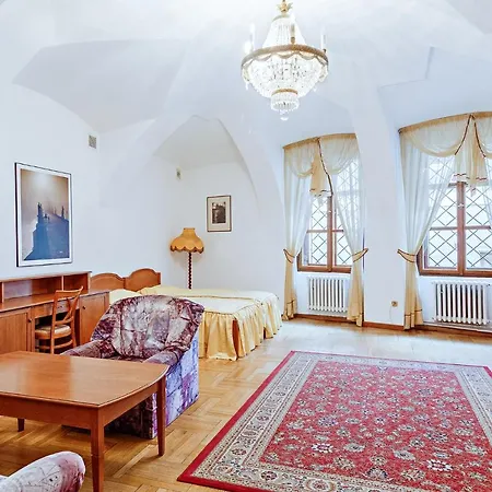 Apartment U Cerneho Medveda- At The Black Bear *